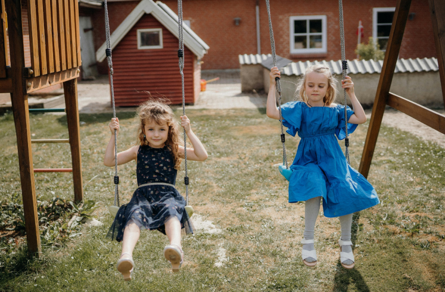 Swinging is important for baby's brain development