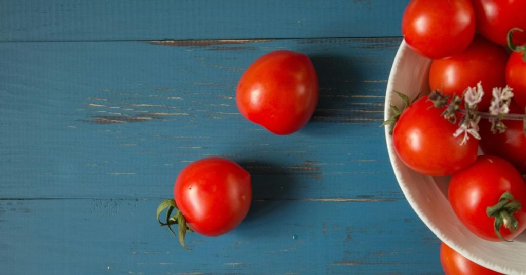 Importance of tomato face application.