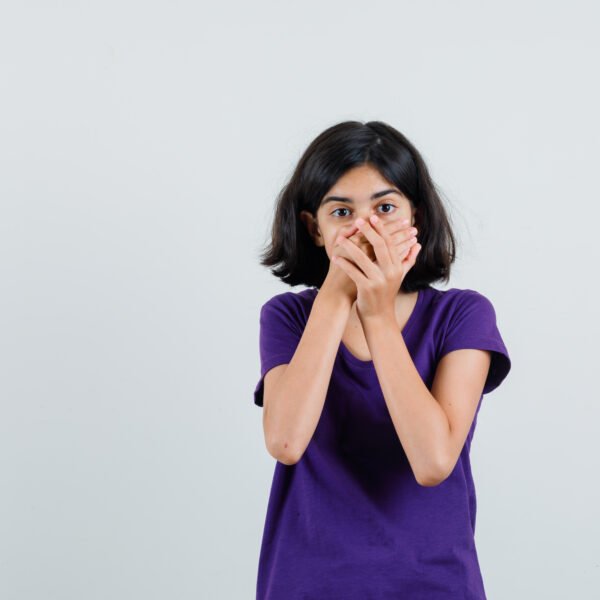 පාසල් යා යුතු ගැහැනු දරුවන් අතරින් ළමා මව්වරුන් අතර අවුරුදු 10ක කුඩා දැරියන්ද සිටි! School children aged 10 becoming mothers