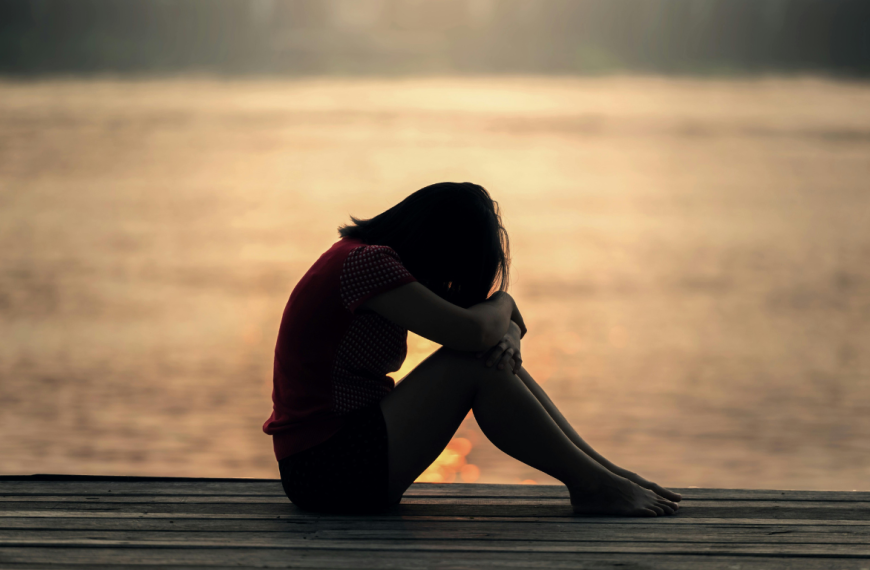 Why resort to suicide? How to prevent it?