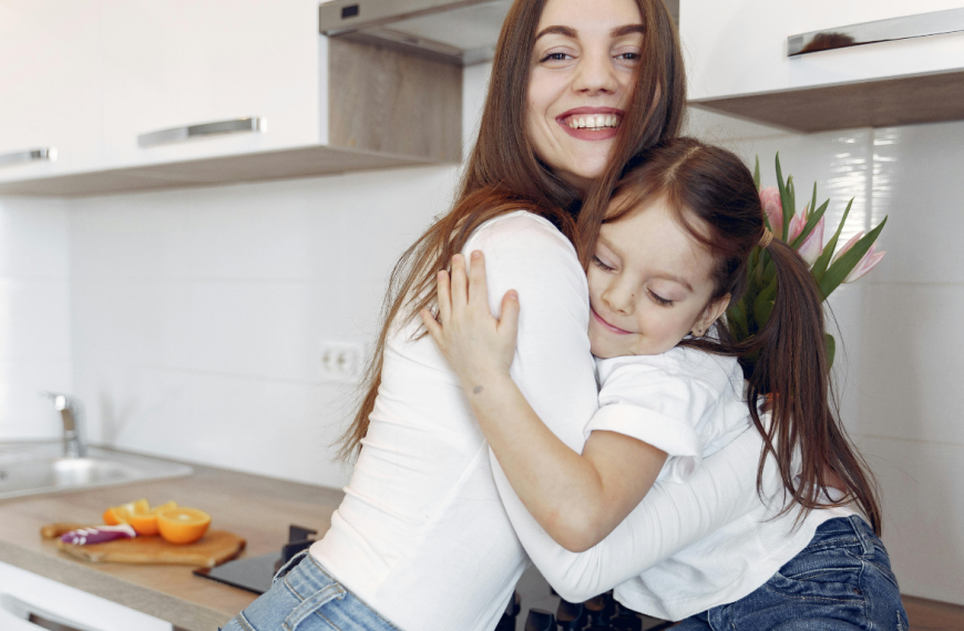 is-it-okay-as-a-parent-to-lie-to-your-children?-is-it-bad?